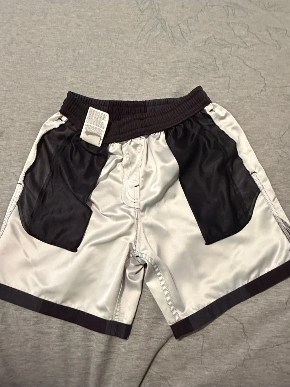 Vans Boys Black & Charcoal Check Swim/Board Shorts Size Large Relaxed Fit